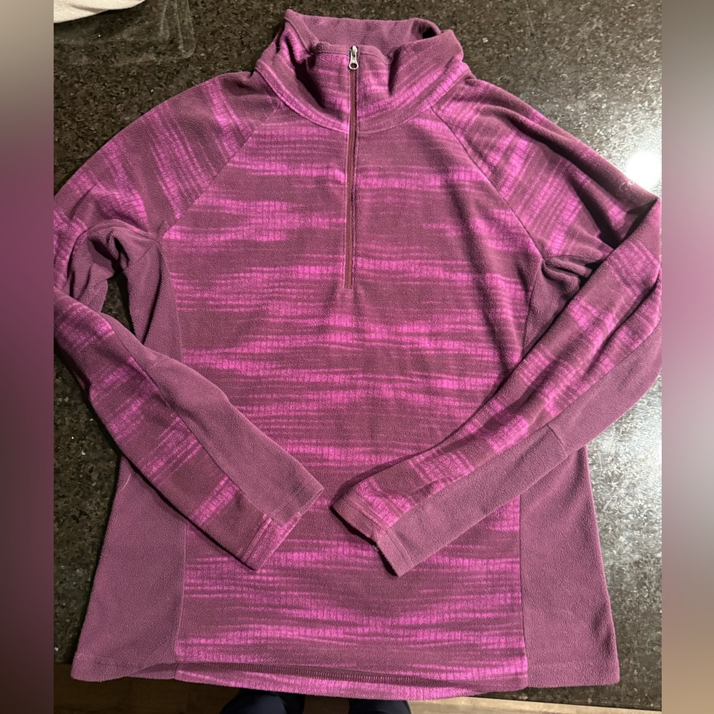 ⭐️Columbia Women's Pink and Purple half zip Fleece